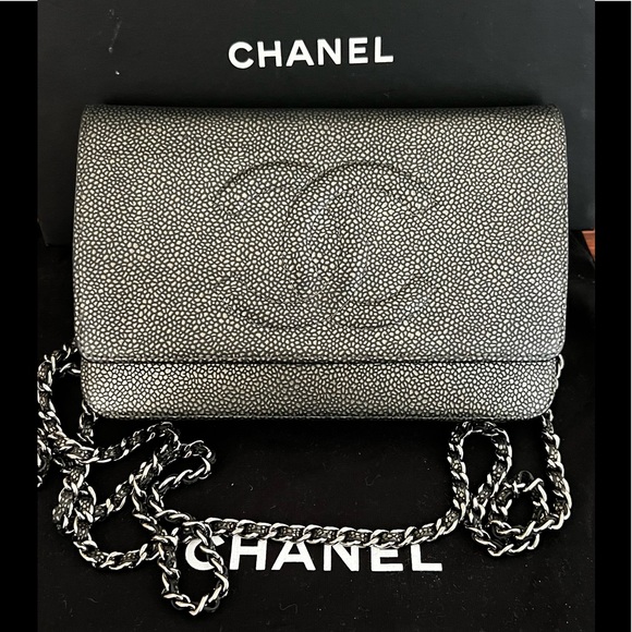 Chanel Caviar CC Timeless Metallic Bronze WOC - Picture 1 of 10